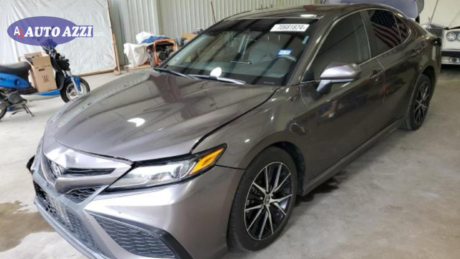 Toyota Camry  '2021